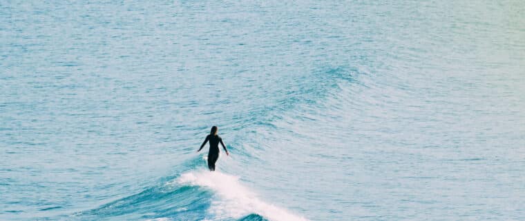 Pond premieres at London Surf Film Festival Bringing the very best international surf cinema to the UK. Premieres, filmmakers, Q+A's, community, culture, good times & more. Est. 2011.